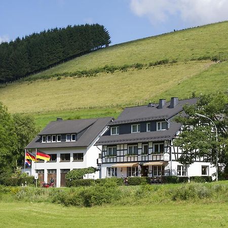 施马伦贝格 Landhaus Zum Sorpetal酒店 外观 照片